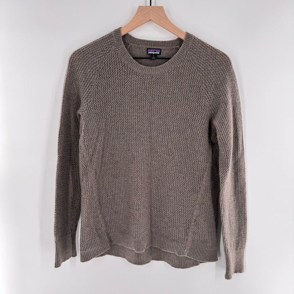 Patagonia‎ Women's Recycled Cashmere Wool Blend Crew Sweater Size Small